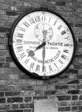 英国首都伦敦郊区格林尼治天文台的标准时钟